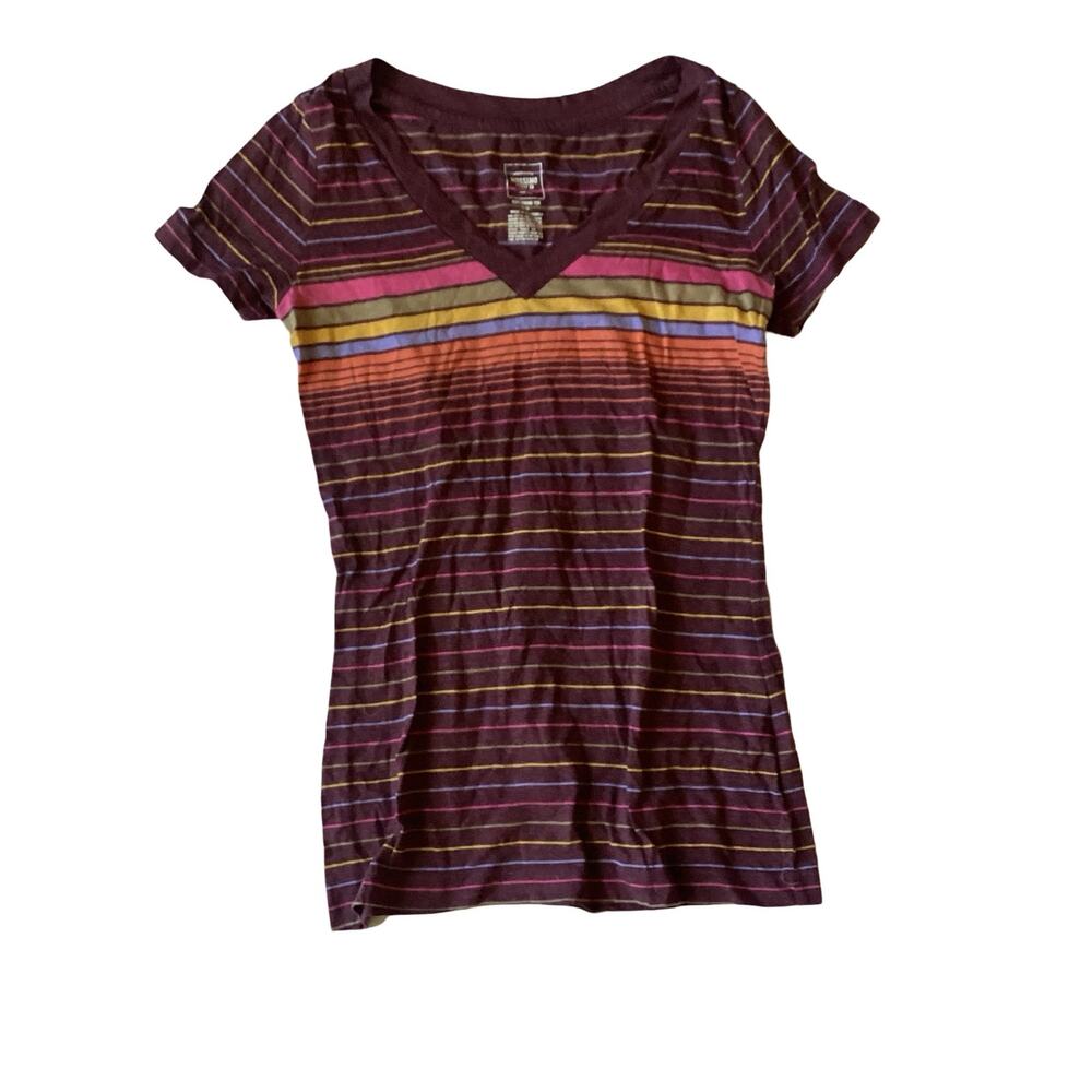 Mossimo Fitted Tee - Picture 3 of 5